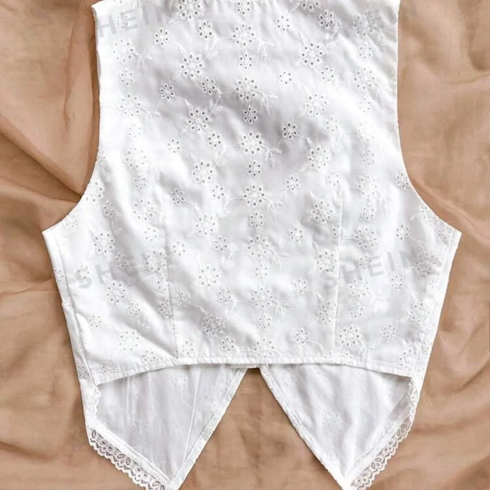 SHEIN TOP - Picture 2 of 3